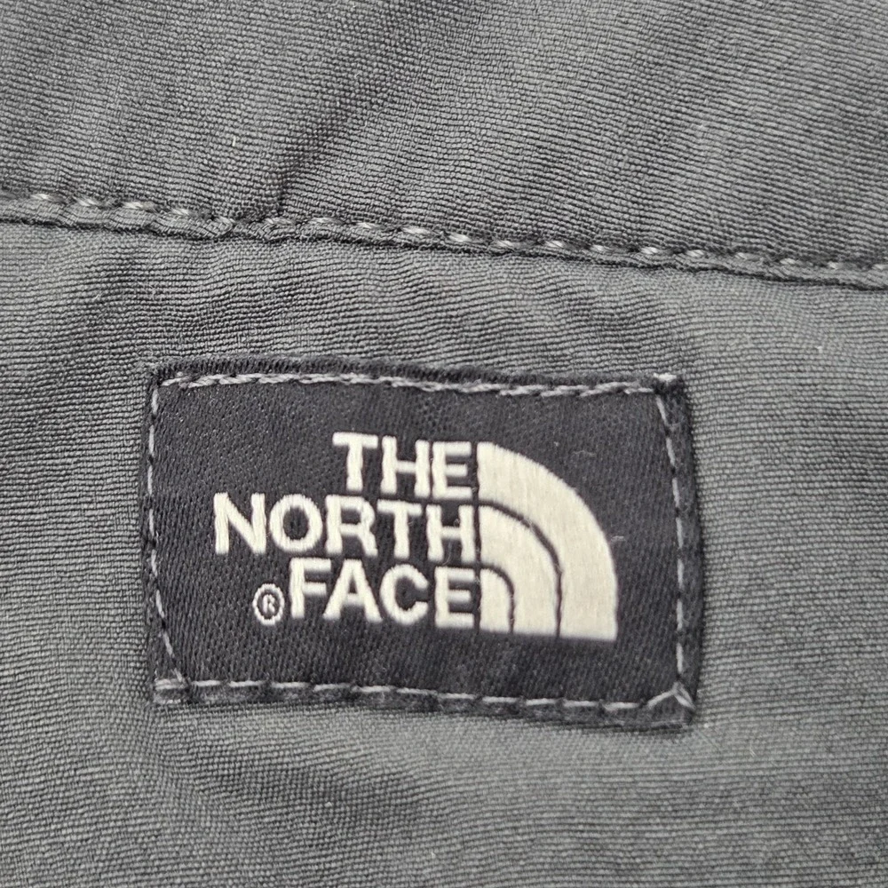The North Face Rolling Sun Hybrid FlashDry Short Mens 36 Dark Gray 10